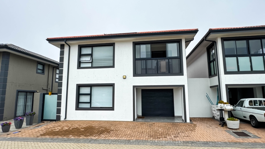 2 Bedroom Property for Sale in Dana Bay Western Cape